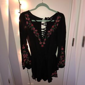 American Eagle Floral Romper